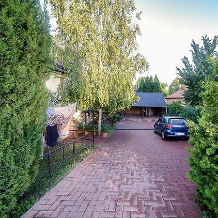 Tamas Apartman Balatonfoeldvar Sziveben- Egesz Evben Nyitva! Exterior photo
