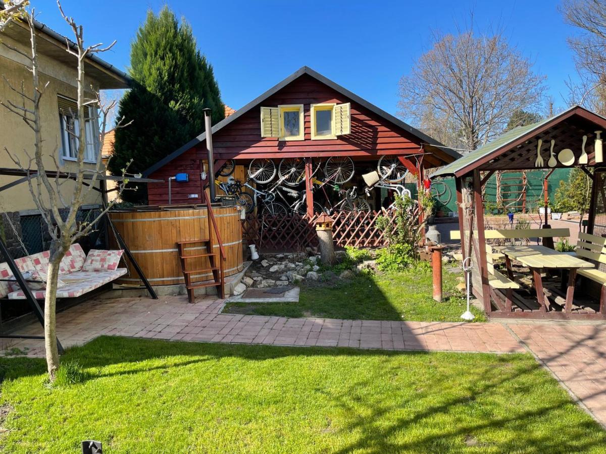 Tamas Apartman Balatonfoeldvar Sziveben- Egesz Evben Nyitva! Exterior photo