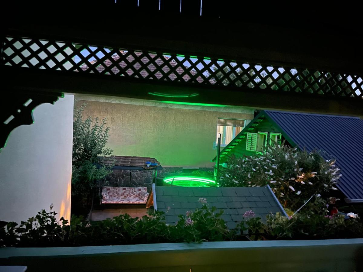 Tamas Apartman Balatonfoeldvar Sziveben- Egesz Evben Nyitva! Exterior photo