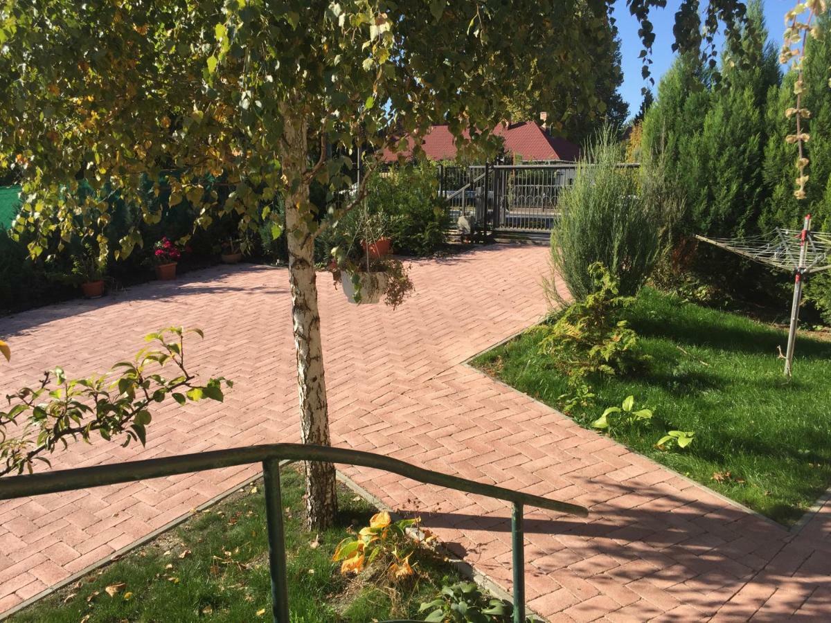 Tamas Apartman Balatonfoeldvar Sziveben- Egesz Evben Nyitva! Exterior photo